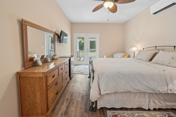 Discover Your Private North Florida Oasis: 26-Acre McAlpin Estate