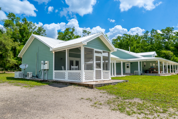 Discover Your Private North Florida Oasis: 26-Acre McAlpin Estate