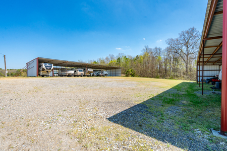 RV and Boat Storage in Mount Ida Arkansas Near Lake Ouachita - image 3