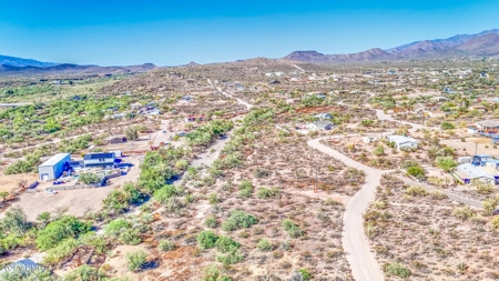 5 Acre Desert Retreat in New River with Power & Mountain Views - image 17