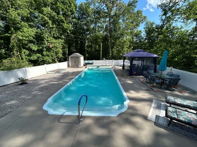 Luxurious 4-Bedroom Estate with Private Pool Close to Dale Hollow - image 47