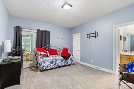 Luxurious 4-Bedroom Estate with Private Pool Close to Dale Hollow - image 30