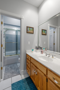 Luxurious 4-Bedroom Estate with Private Pool Close to Dale Hollow - image 32