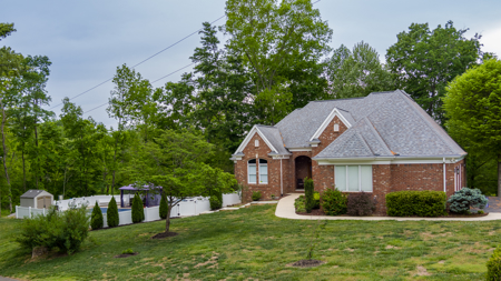 Luxurious 4-Bedroom Estate with Private Pool Close to Dale Hollow - image 2