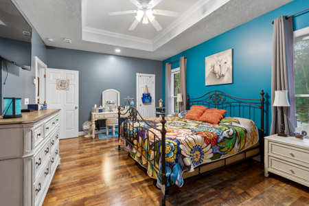 Luxurious 4-Bedroom Estate with Private Pool Close to Dale Hollow - image 36