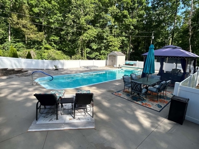 Luxurious 4-Bedroom Estate with Private Pool Close to Dale Hollow - image 46