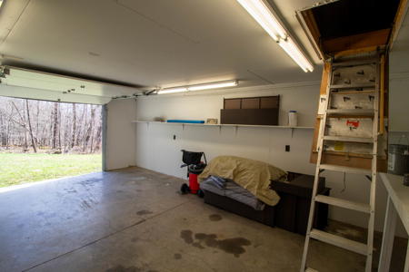 Cabin Home For Sale In Colchester, New York - image 29