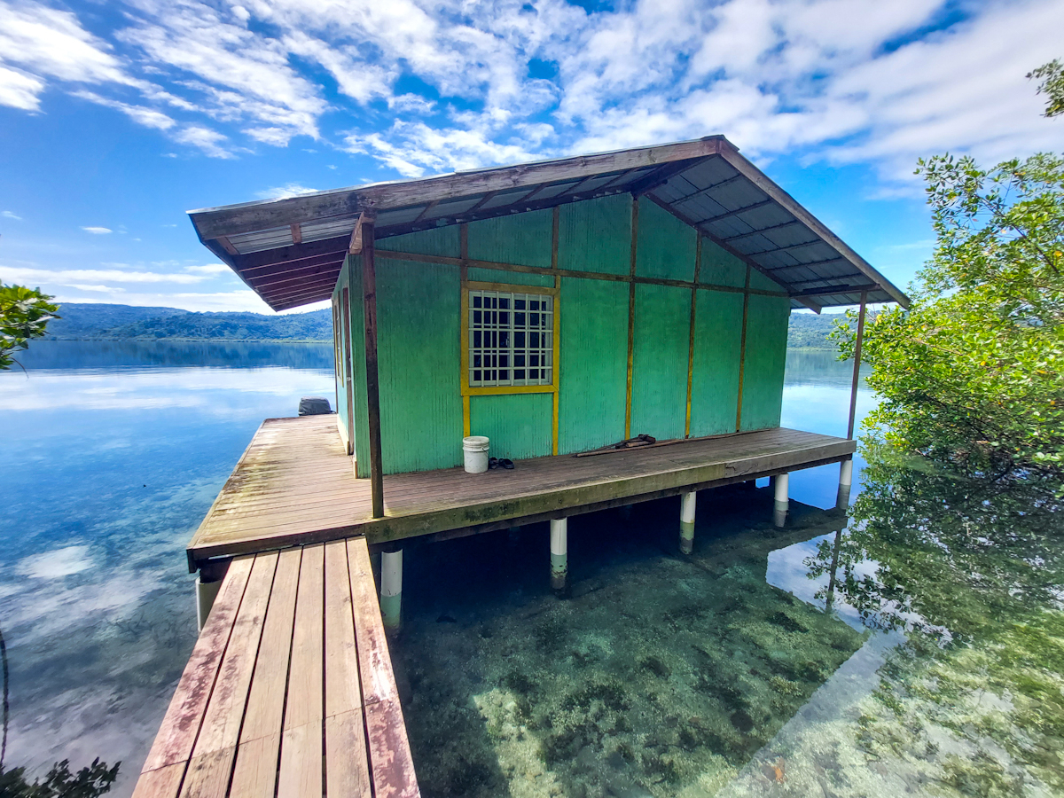 Elevated Waterfront Land, 12.5 Acres, Coral Reef Coast — Isla Pastores - 8