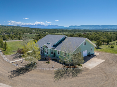 Magnificent views from horse ranch in Mancos, CO - image 1