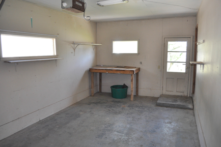 4-Bed Ranch with Finished Basement in King City – Move-In Ready - image 3