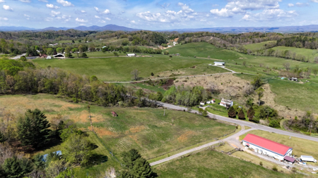 Sprawling 40 Acre Hobby Farm Just Minutes from Wytheville VA - image 30