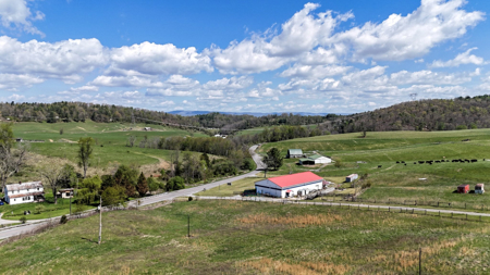 Sprawling 40 Acre Hobby Farm Just Minutes from Wytheville VA - image 31