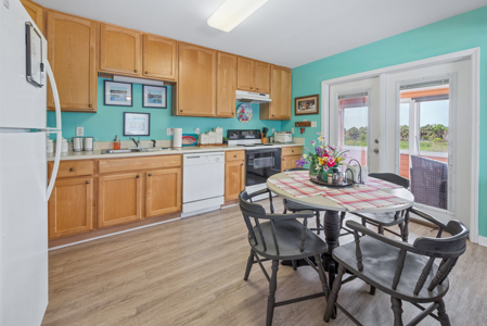 Income-Producing Coastal Duplex with Gulf Views in Suwannee, FL - image 15