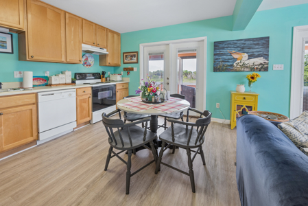 Income-Producing Coastal Duplex with Gulf Views in Suwannee, FL - image 14
