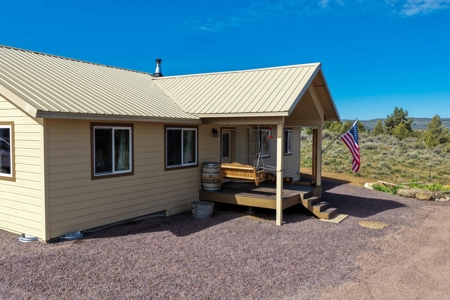 Eastern Oregon Juniper Butte Estate - image 45