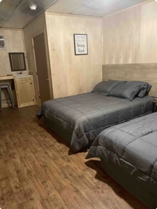 Income Producing Airbnb Property For Sale In Eminence - image 8