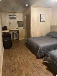 Income Producing Airbnb Property For Sale In Eminence - image 5