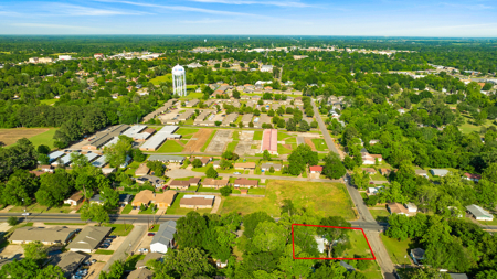 Highly Visible Commercial Property - image 16