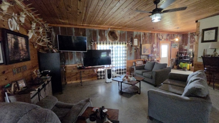 49 Acre Hunting Property With Hunting Cabin - image 49