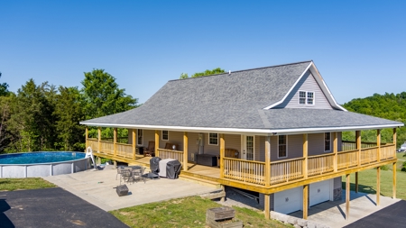 Country Estate on 66+/- acres in Burkesville, KY - image 18