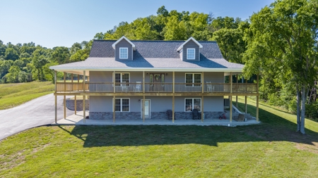 Country Estate on 66+/- acres in Burkesville, KY - image 2