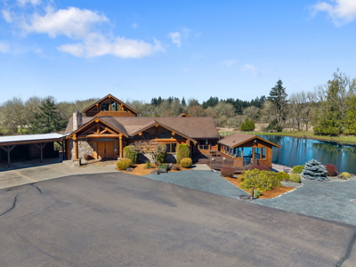 Chehalis Log Estate with Private Lake on 21+ Acres - image 7