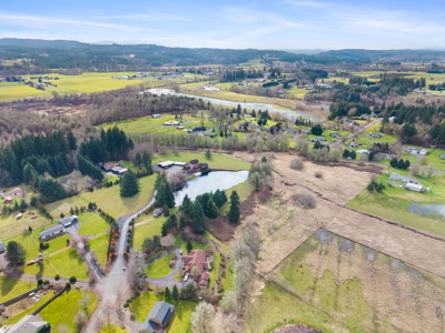 Chehalis Log Estate with Private Lake on 21+ Acres - image 32