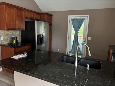 4 Bed Home in St Joseph MO with 3-Car Garage & Finished Basement - image 33