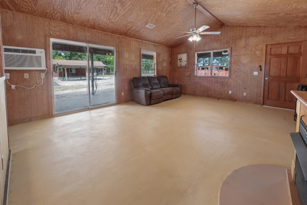 Chiefland, FL.  multi-family property near Suwannee River & Gulf