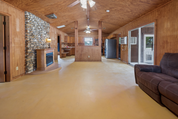 Chiefland, FL.  multi-family property near Suwannee River & Gulf