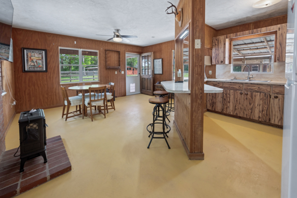 Chiefland, FL.  multi-family property near Suwannee River & Gulf