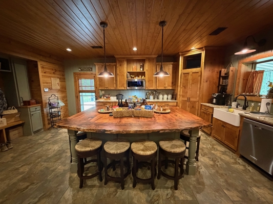 Saline Lake Hunting Property and Lodge Winn Parish LA
