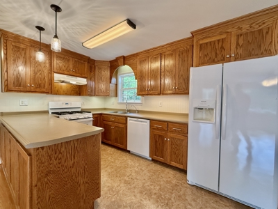 Country Home on 2acres Ozark Alabama - Dale County - image 6