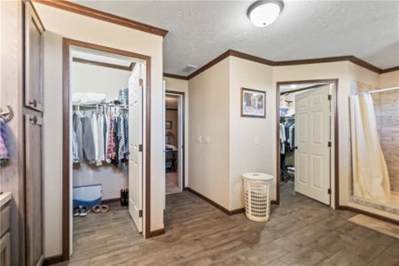 Country Home for Sale in Benton County - image 4