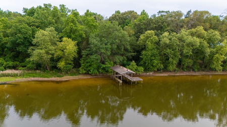 Lake Winnsboro Waterfront Fixer Upper - Wood County - East Texas - image 19