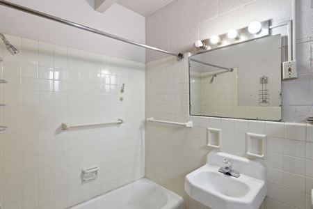 13-Unit Hospitality Property in Sault Ste Marie - image 29
