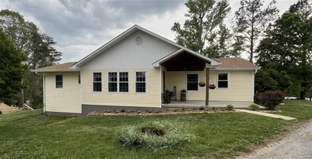 22 acre farm and country home for sale near Mt. Hermon, Ky. - image 9