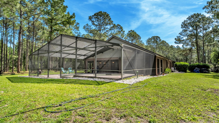 4/3 Pool, Near Disney, Theme Parks, Buildable lot next to home