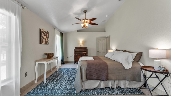 4/3 Pool, Near Disney, Theme Parks, Buildable lot next to home