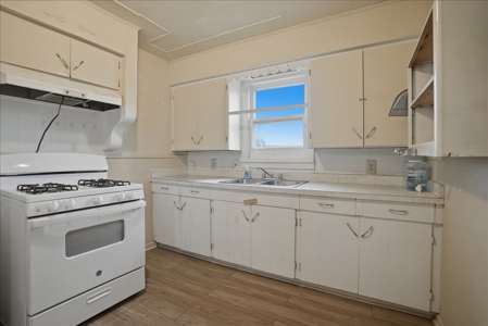 Charming Corner-lot Home with Investment Potential - image 18