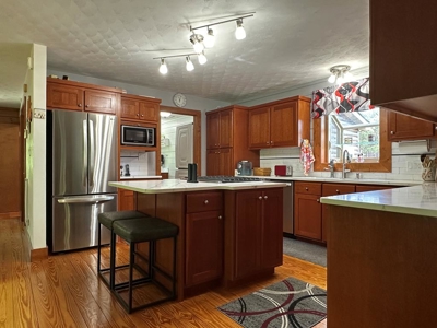 Southern Comfort: Private 11-Acre Log Home on Kerr Lake - image 20