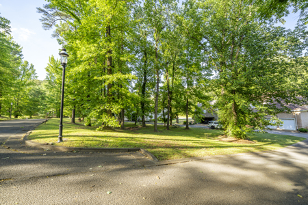 Ideal Building Lot for Sale in Jackson, Tennessee - image 5