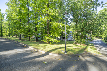 Ideal Building Lot for Sale in Jackson, Tennessee - image 4