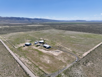 Eastern Oregon Crane Ranchette - image 1