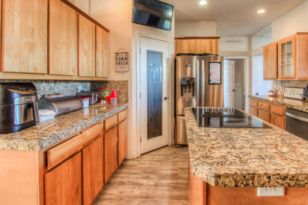 Country Living on 11.45 Irrigated Acres - image 23