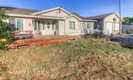 Country Living on 11.45 Irrigated Acres - image 2