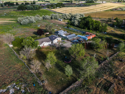 Country Living on 11.45 Irrigated Acres - image 46