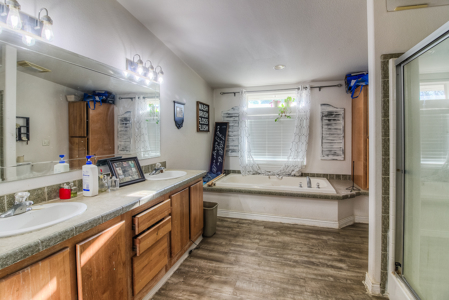 Country Living on 11.45 Irrigated Acres - image 4