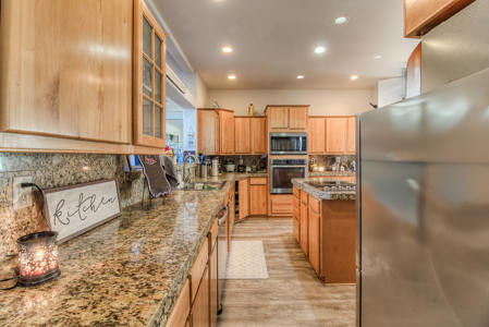 Country Living on 11.45 Irrigated Acres - image 21