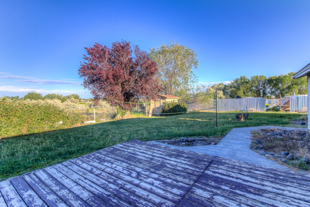 Country Living on 11.45 Irrigated Acres - image 37